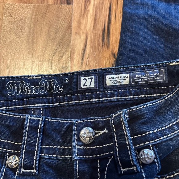 Miss Me Jeans Women’s Size 27 Signature Rise Skinny Dark Wash Bling Pocket - Picture 4 of 10